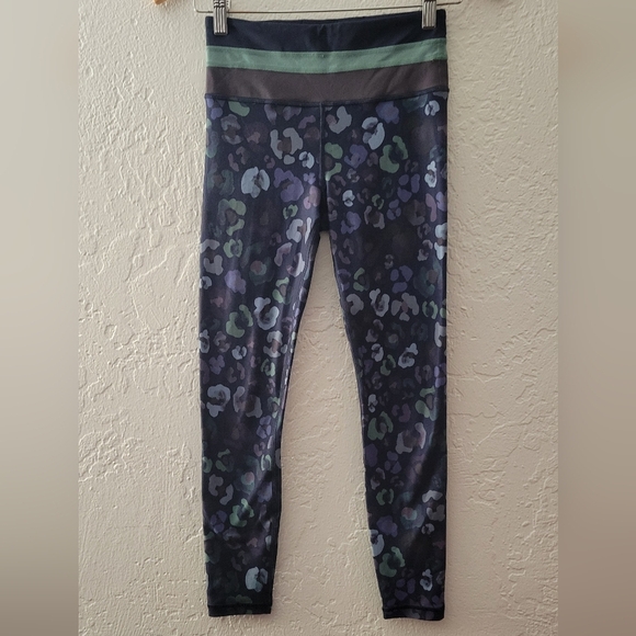Athleta Elation ⅞ Tight Size XS - Picture 1 of 8